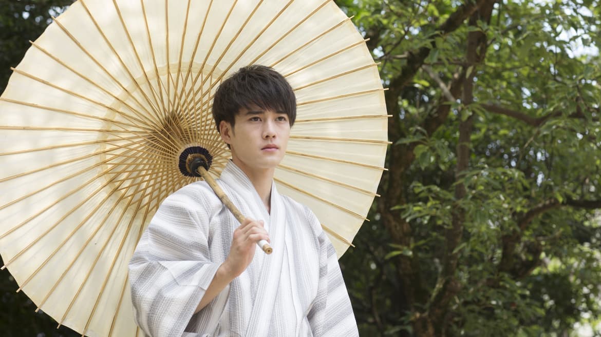 浴衣姿の男の子