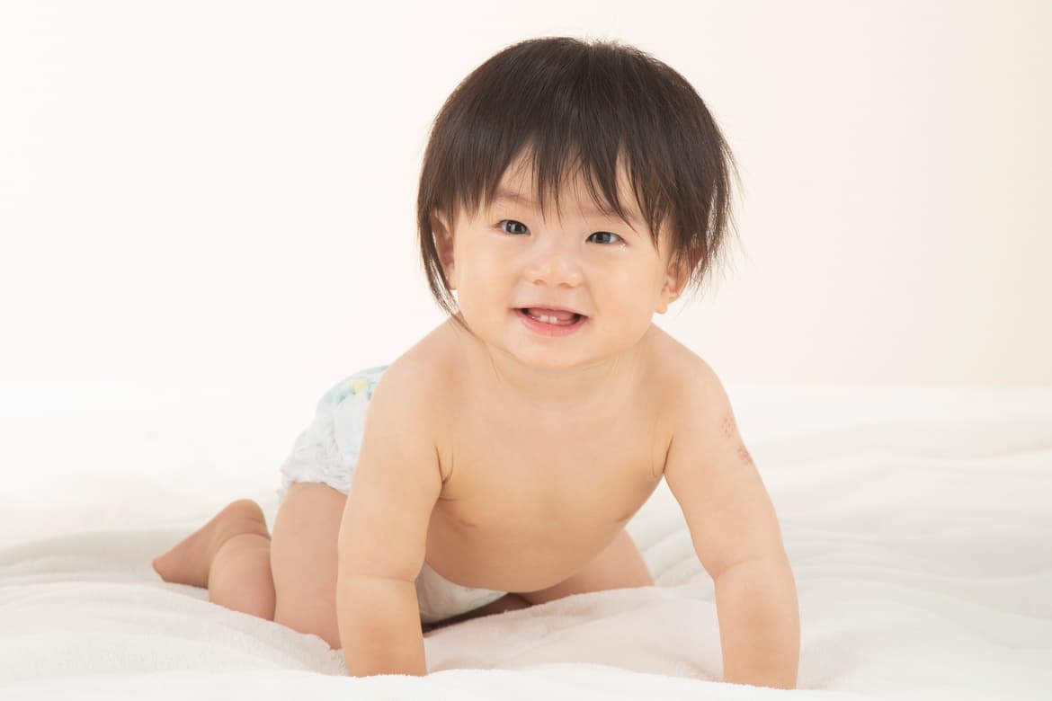 笑顔の赤ちゃん